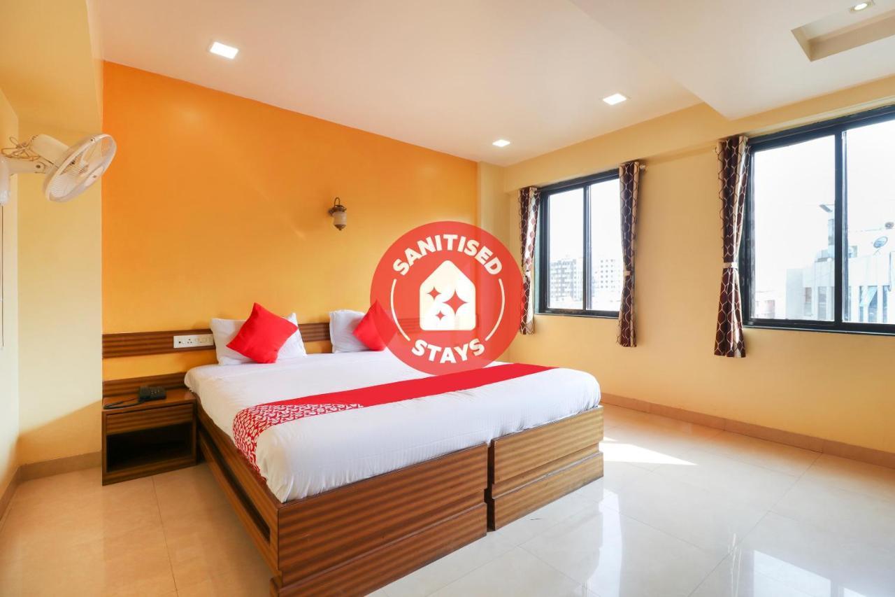 Oyo 10679 Hotel Nanashree Executive Wagholi ภายนอก รูปภาพ