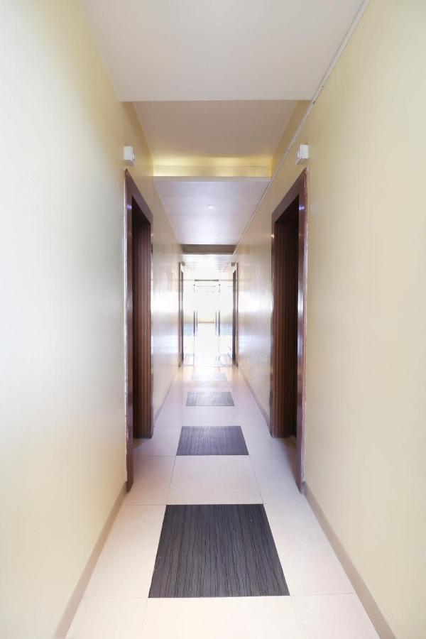 Oyo 10679 Hotel Nanashree Executive Wagholi ภายนอก รูปภาพ