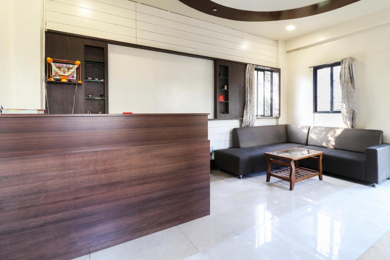 Oyo 10679 Hotel Nanashree Executive Wagholi ภายนอก รูปภาพ